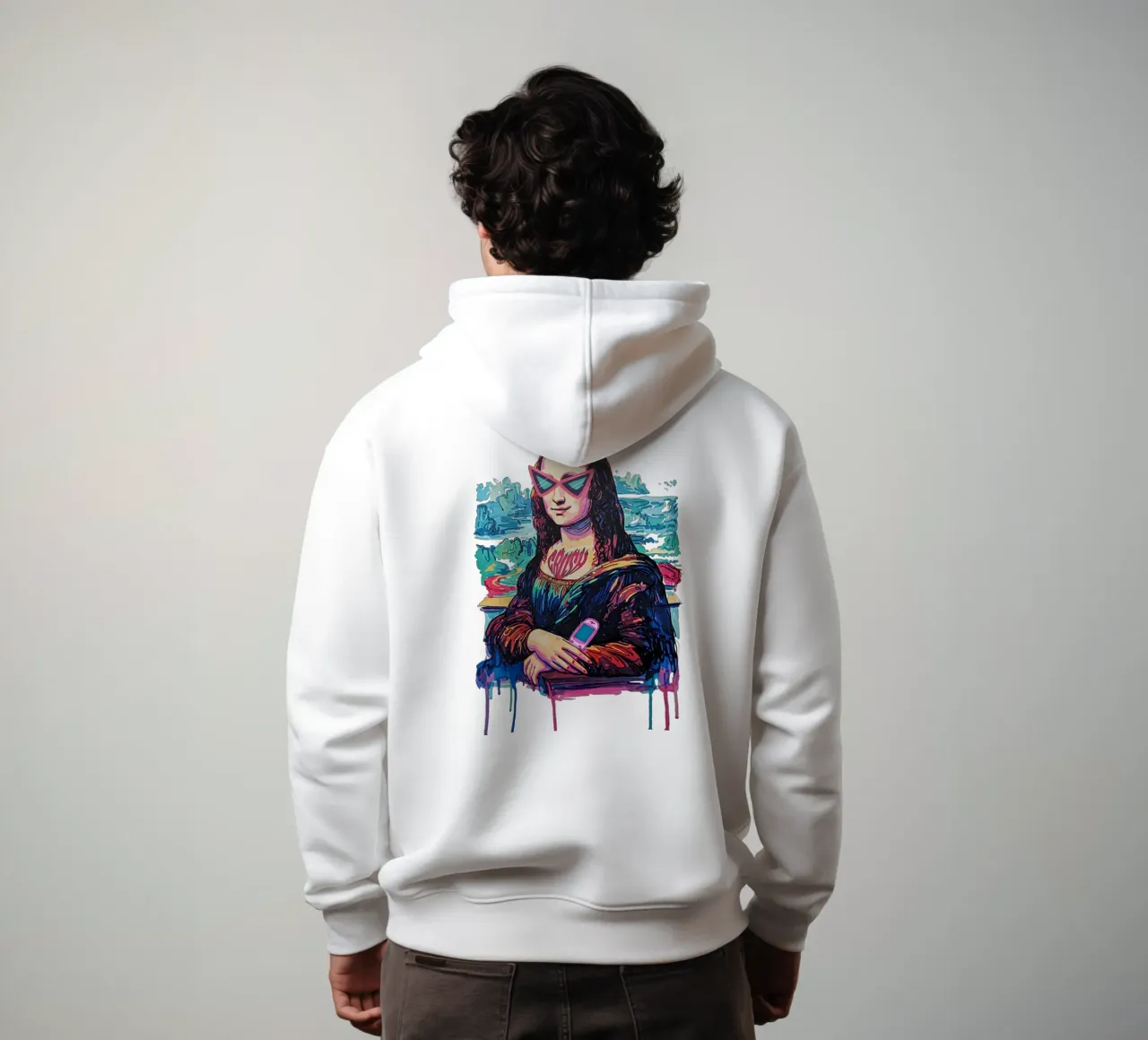 Mona goes viral felpa con cappuccio da Eni Brandon