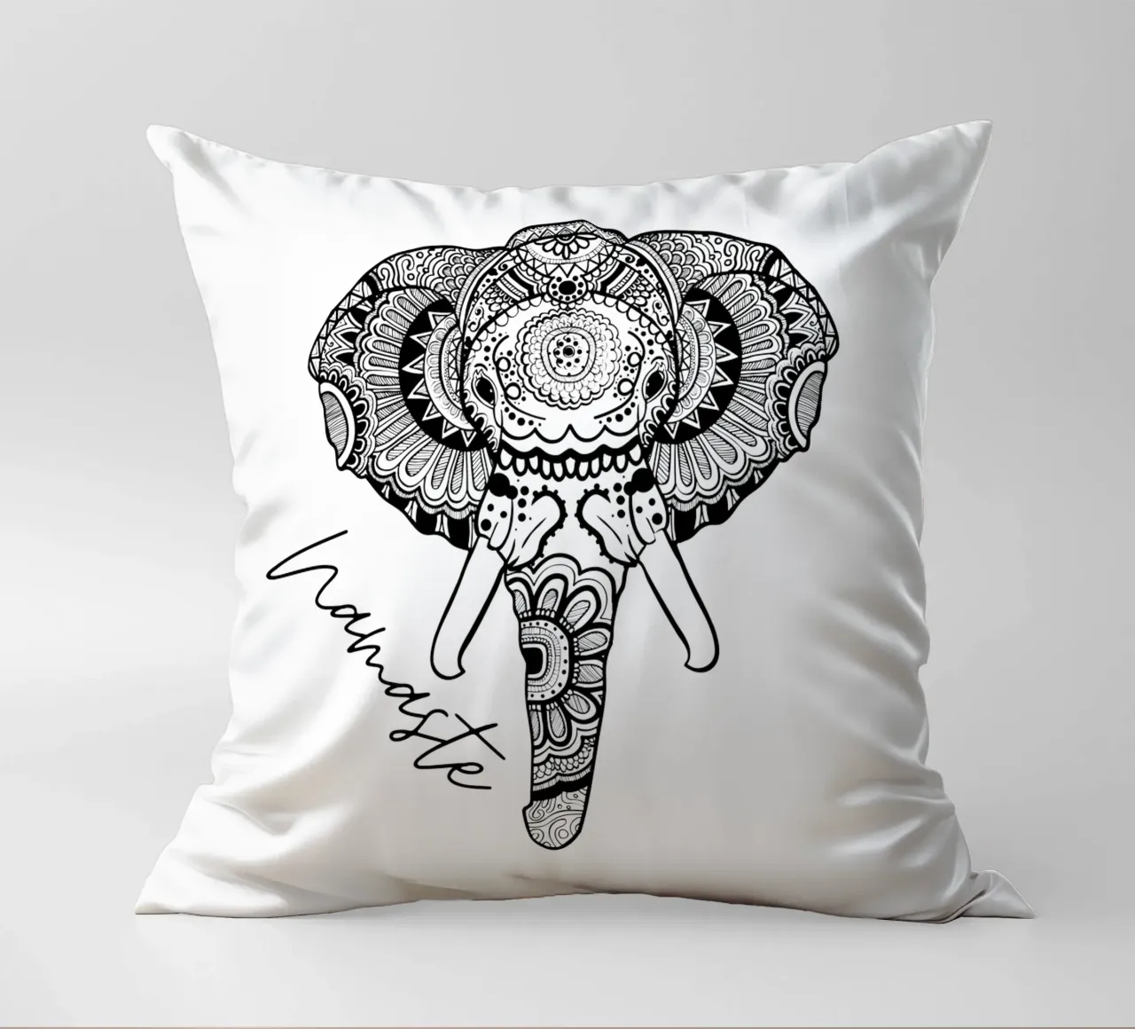 Elefante Namaste in stile mandala boho cuscino da ArtDesign by KBK