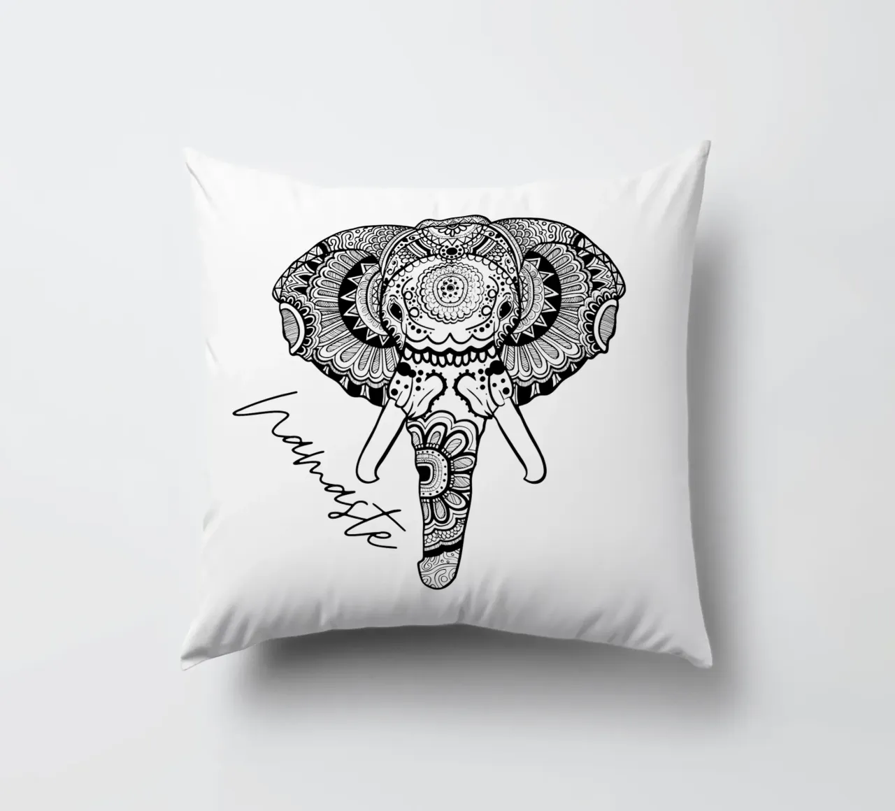 Elefante Namaste in stile mandala boho cuscino da ArtDesign by KBK