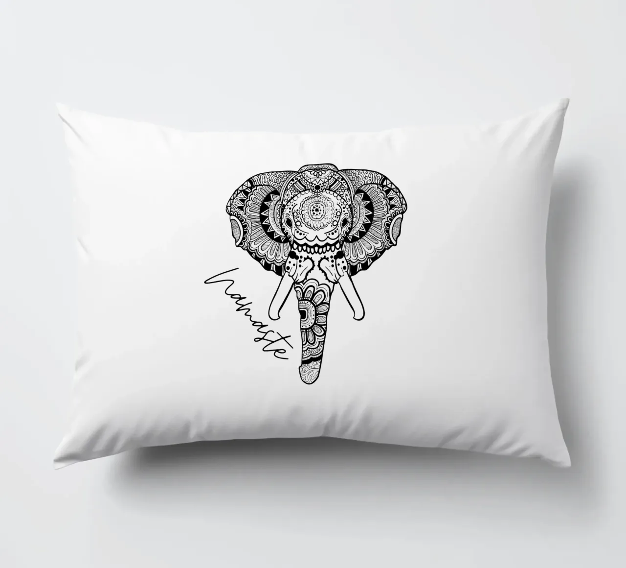 Elefante Namaste in stile mandala boho cuscino da ArtDesign by KBK