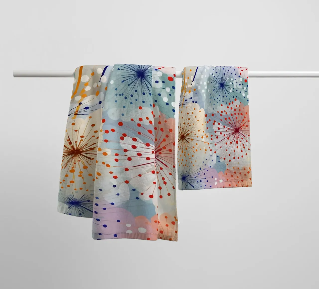 Denti di leone colorati asciugamano da bagno da Botanical Pattern House
