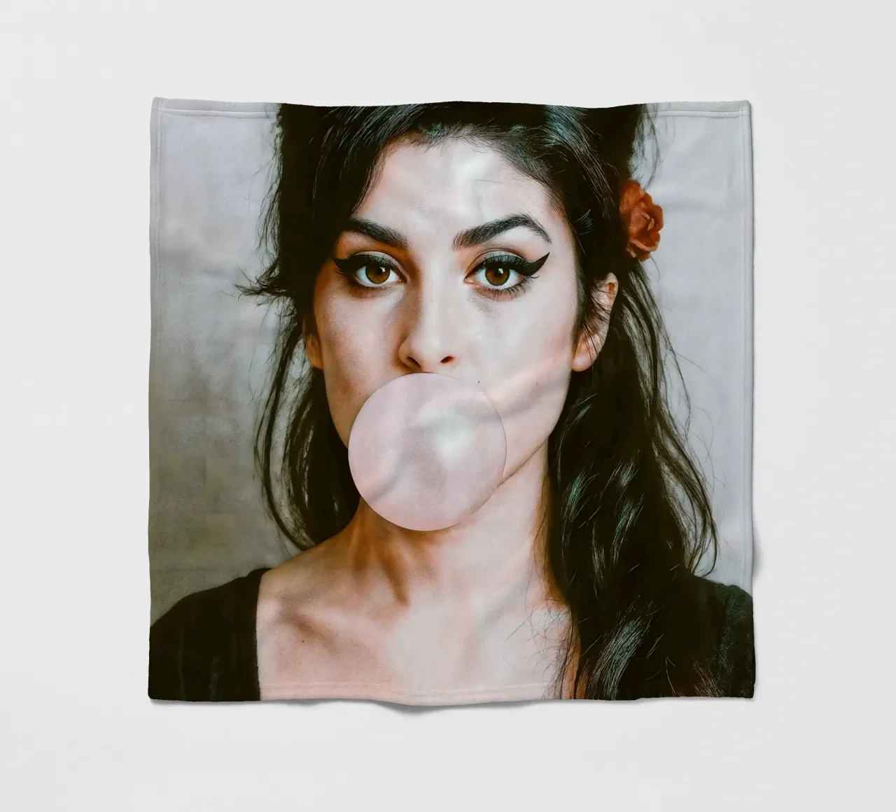 Amy Pops coperta in pile da CNTRL
