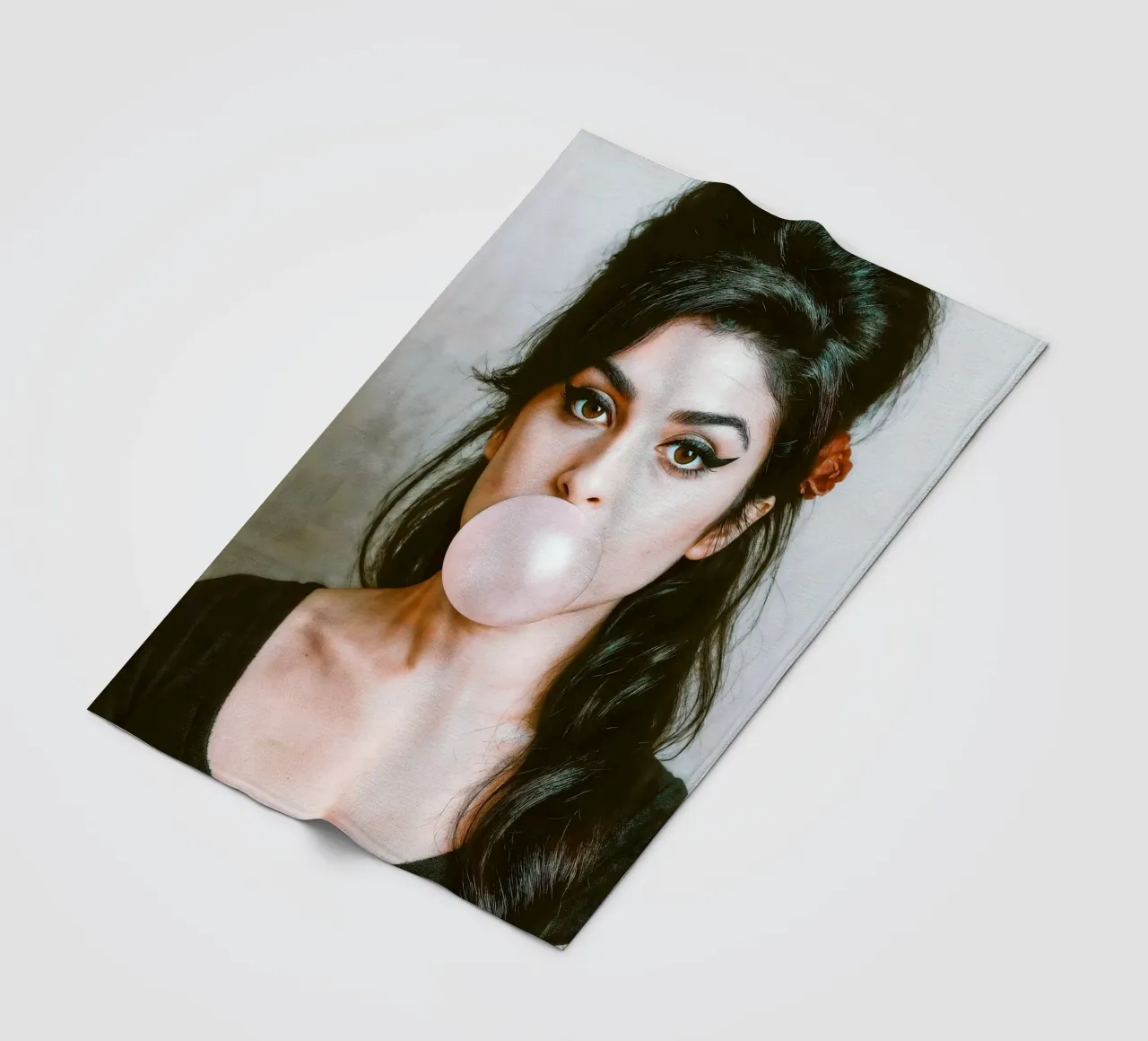 Amy Pops coperta in pile da CNTRL
