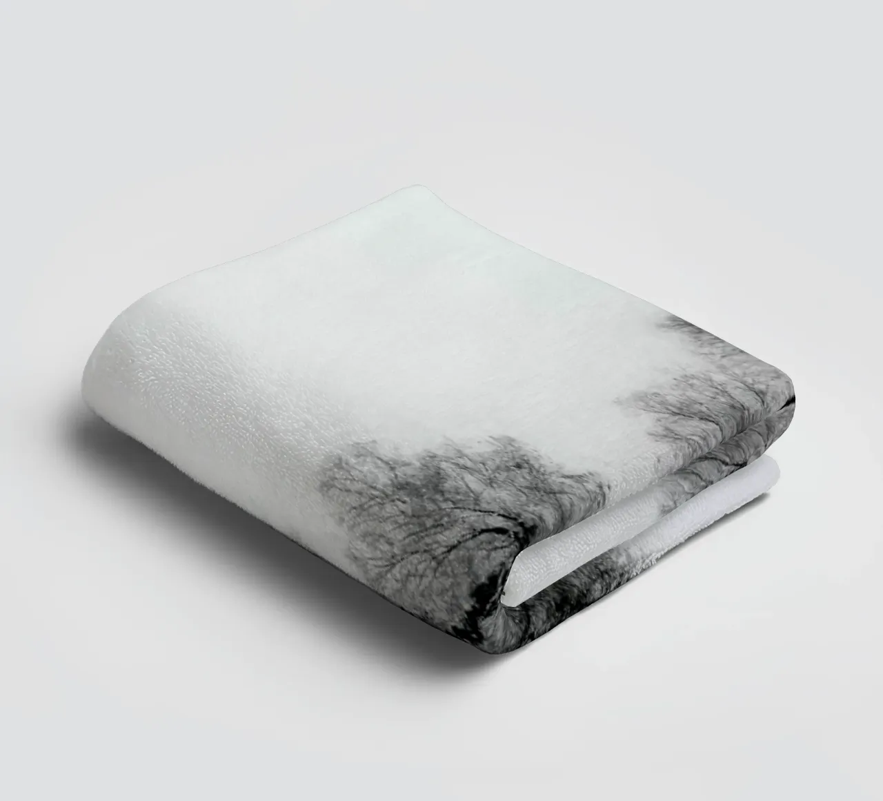 Trees At A Snowy Ice Stream badhanddoek van Studio Nahili