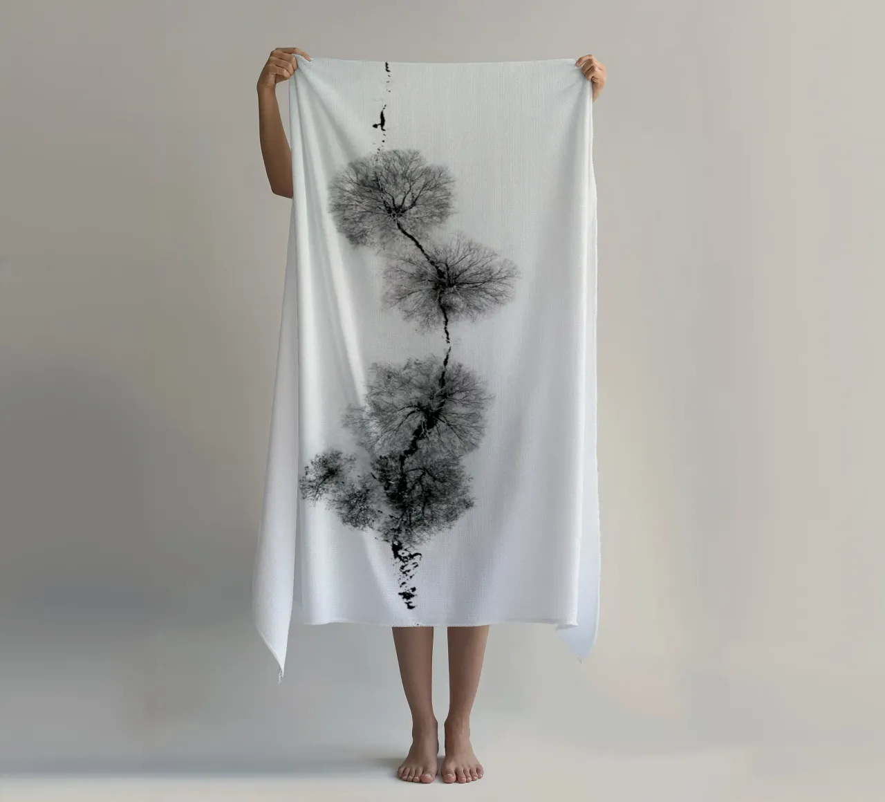 Trees At A Snowy Ice Stream telo mare da Studio Nahili