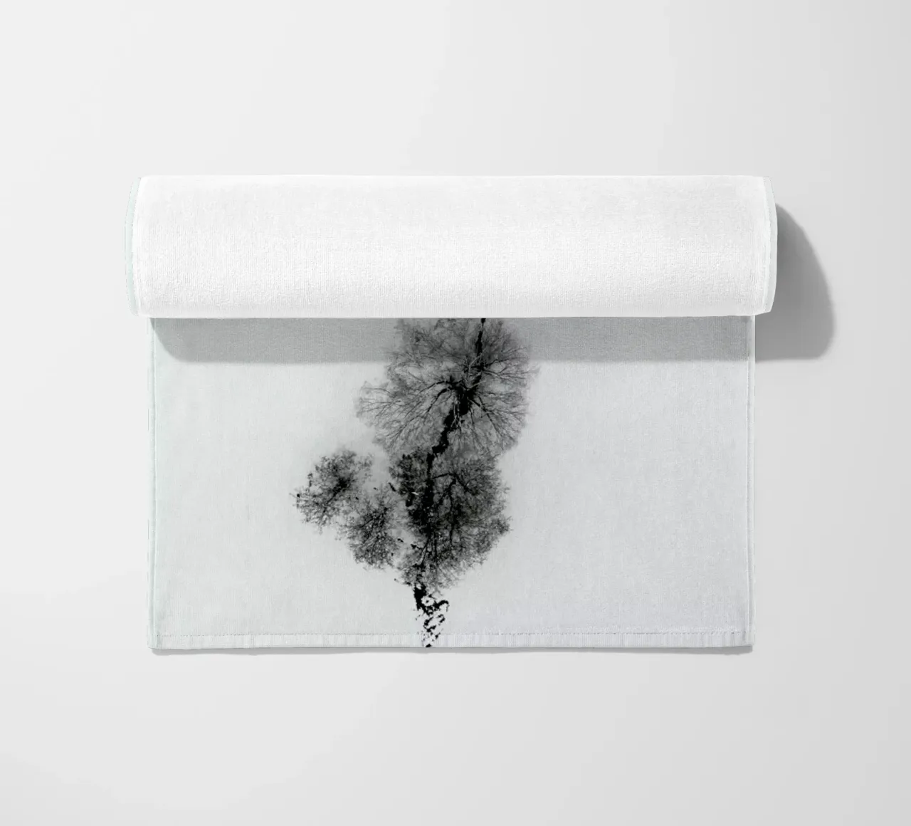 Trees At A Snowy Ice Stream Strandtuch von Studio Nahili
