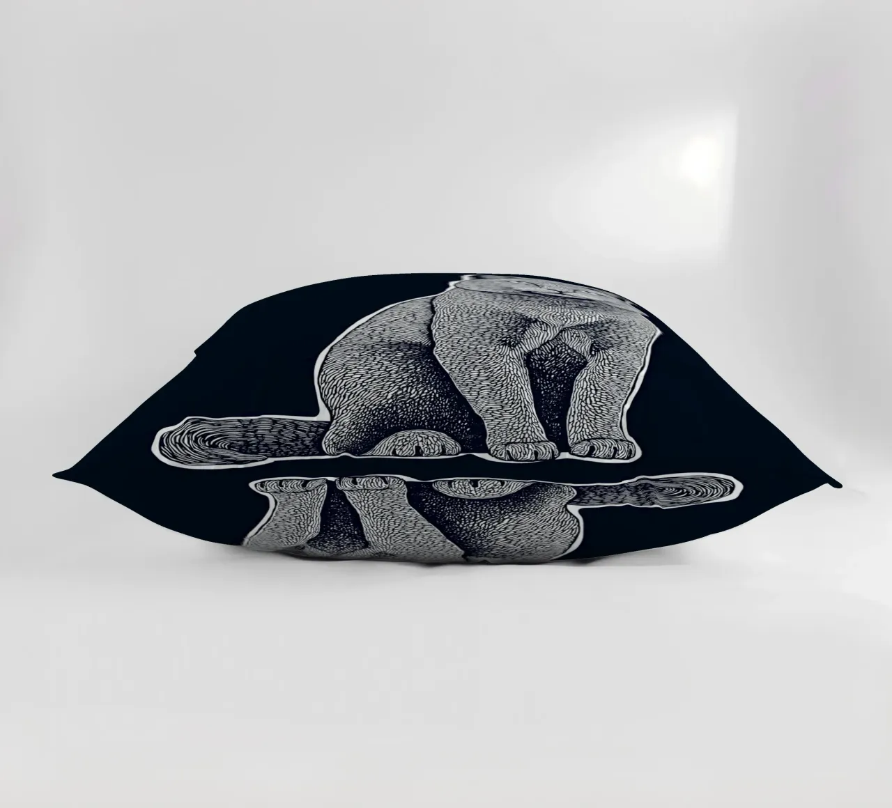 Cat cuscino da Indigo Rain