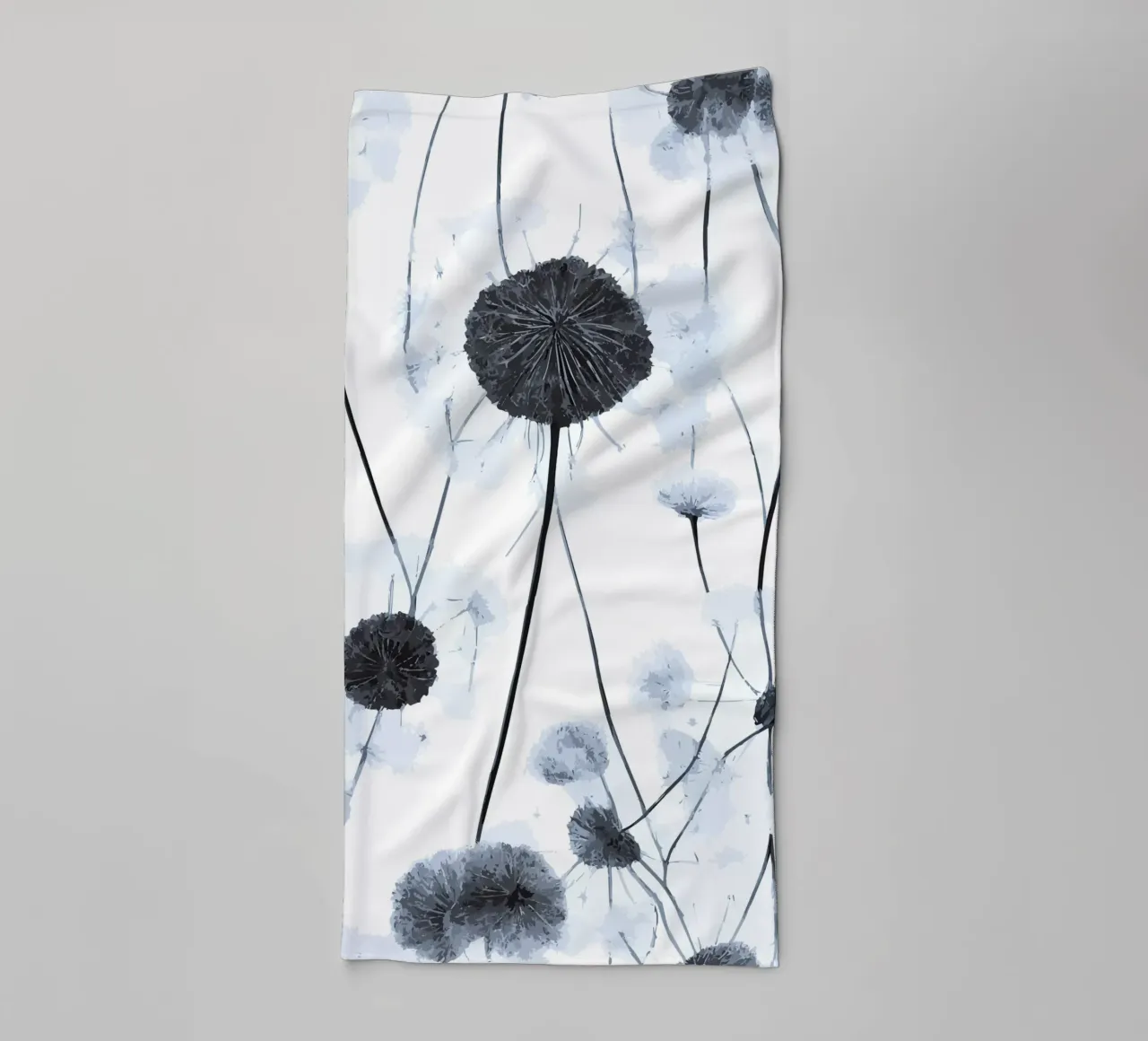 Dente di leone grigio asciugamano da bagno da Botanical Pattern House