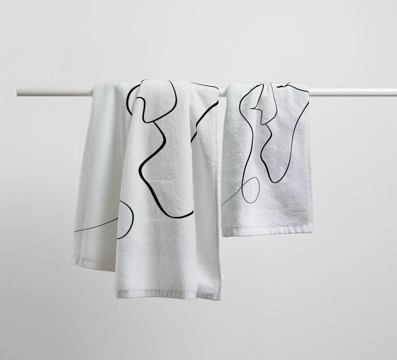 Connected II towel by Graphite