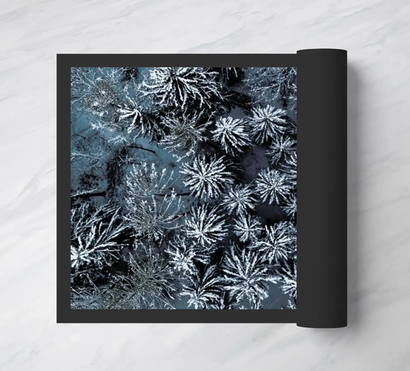 Path Through The Winter Forest zerbino da Studio Nahili