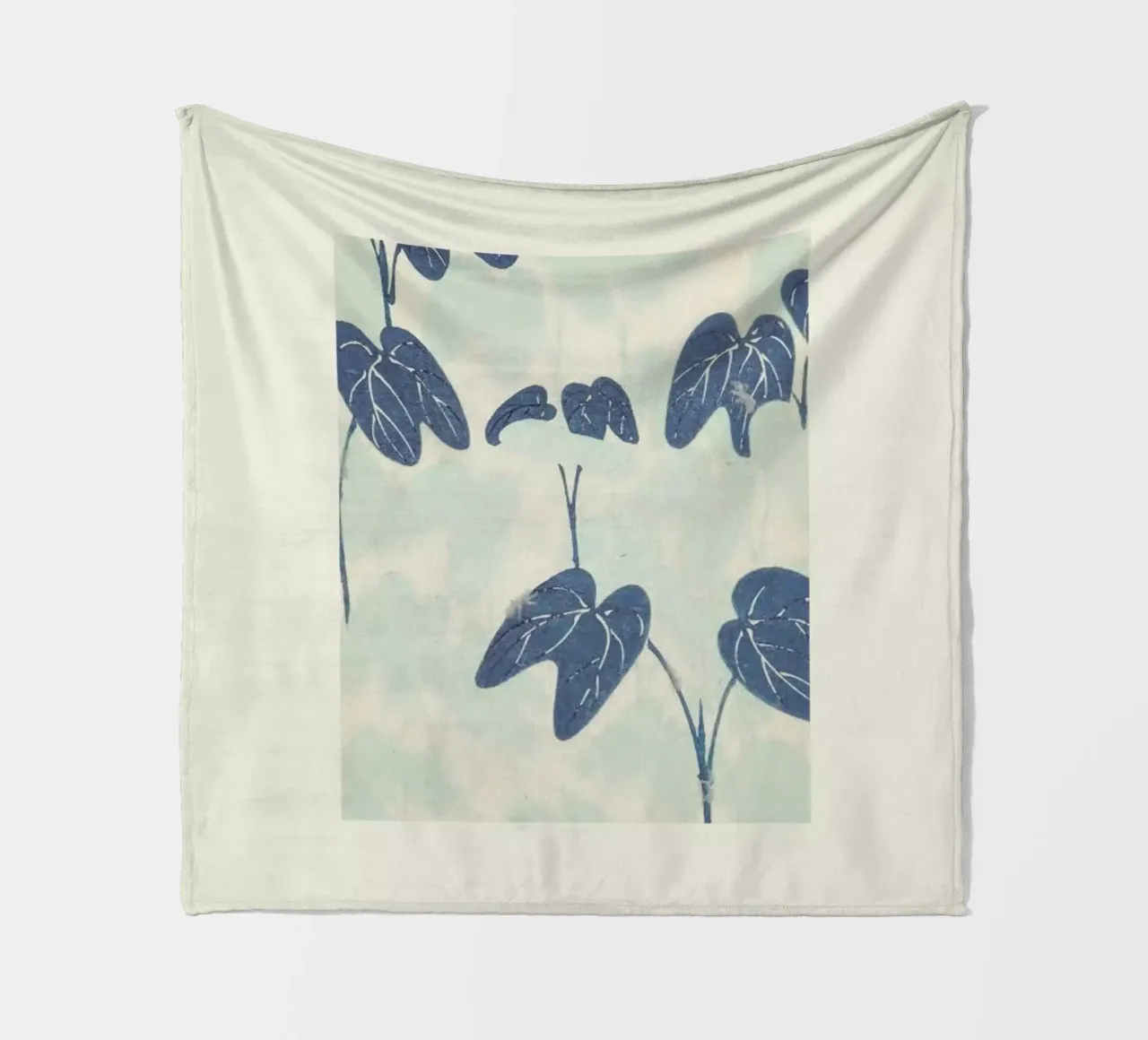 Shin-Bijutsukai - Leaves coperta in pile da Vintage by JUNIQE