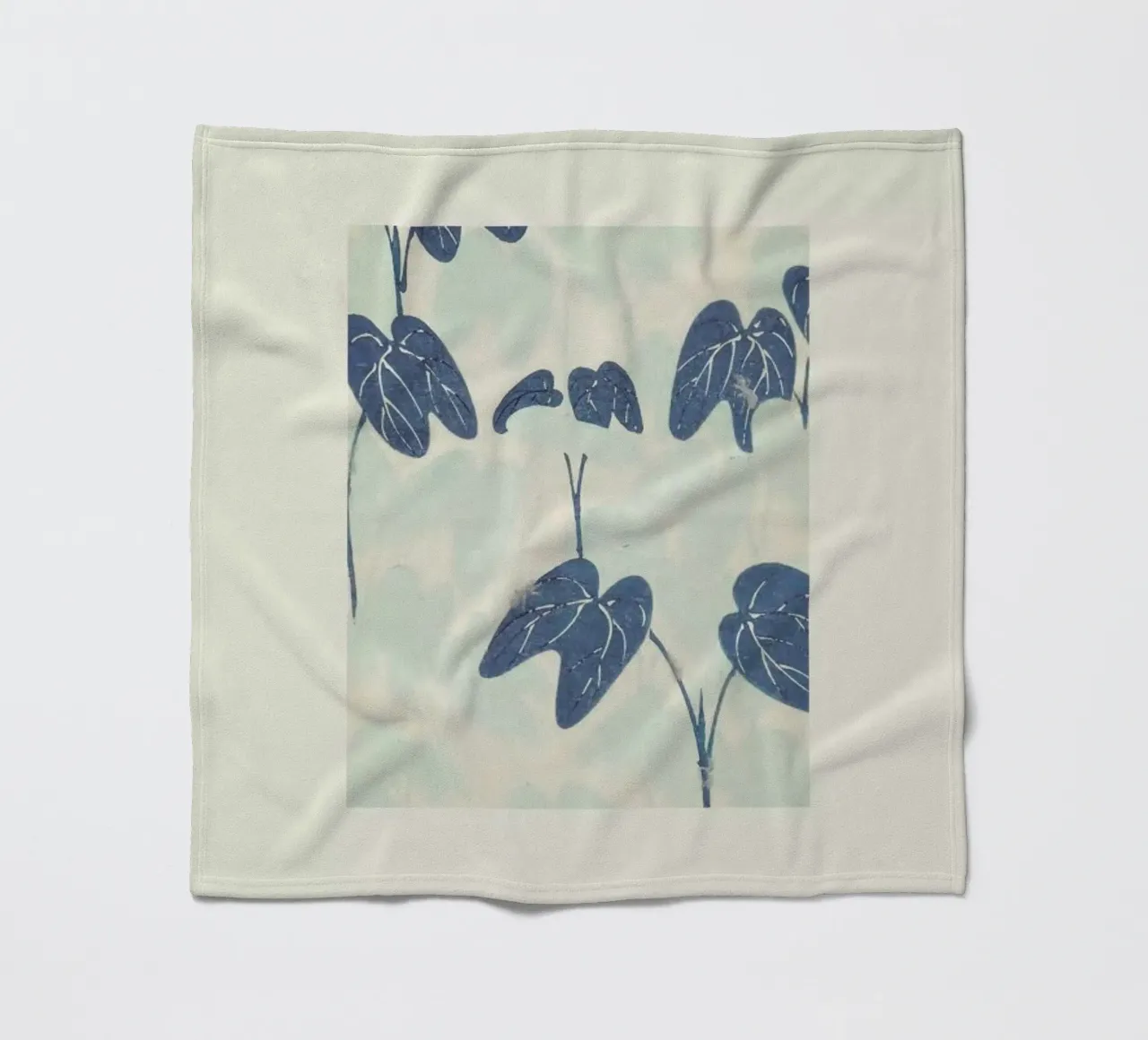 Shin-Bijutsukai - Leaves coperta in pile da Vintage by JUNIQE