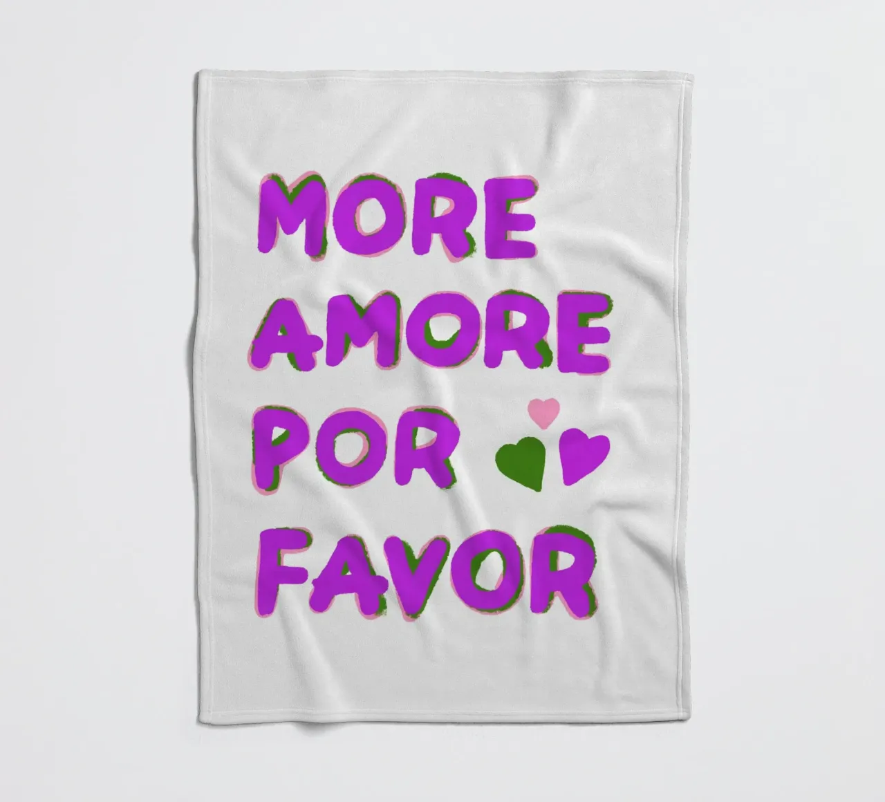 Mehr Liebe, bitte! Fleecedecke von Carinaprint