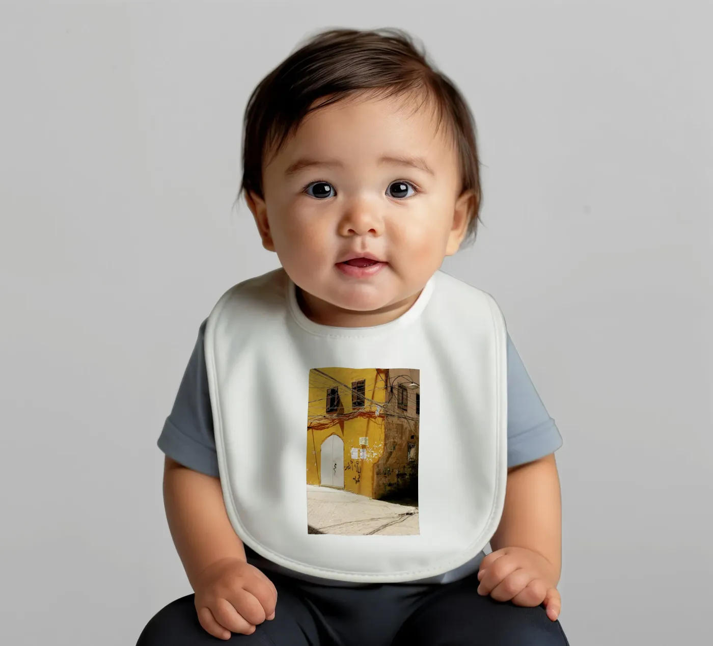 Liban baby slabbetje van Marc Schulthess