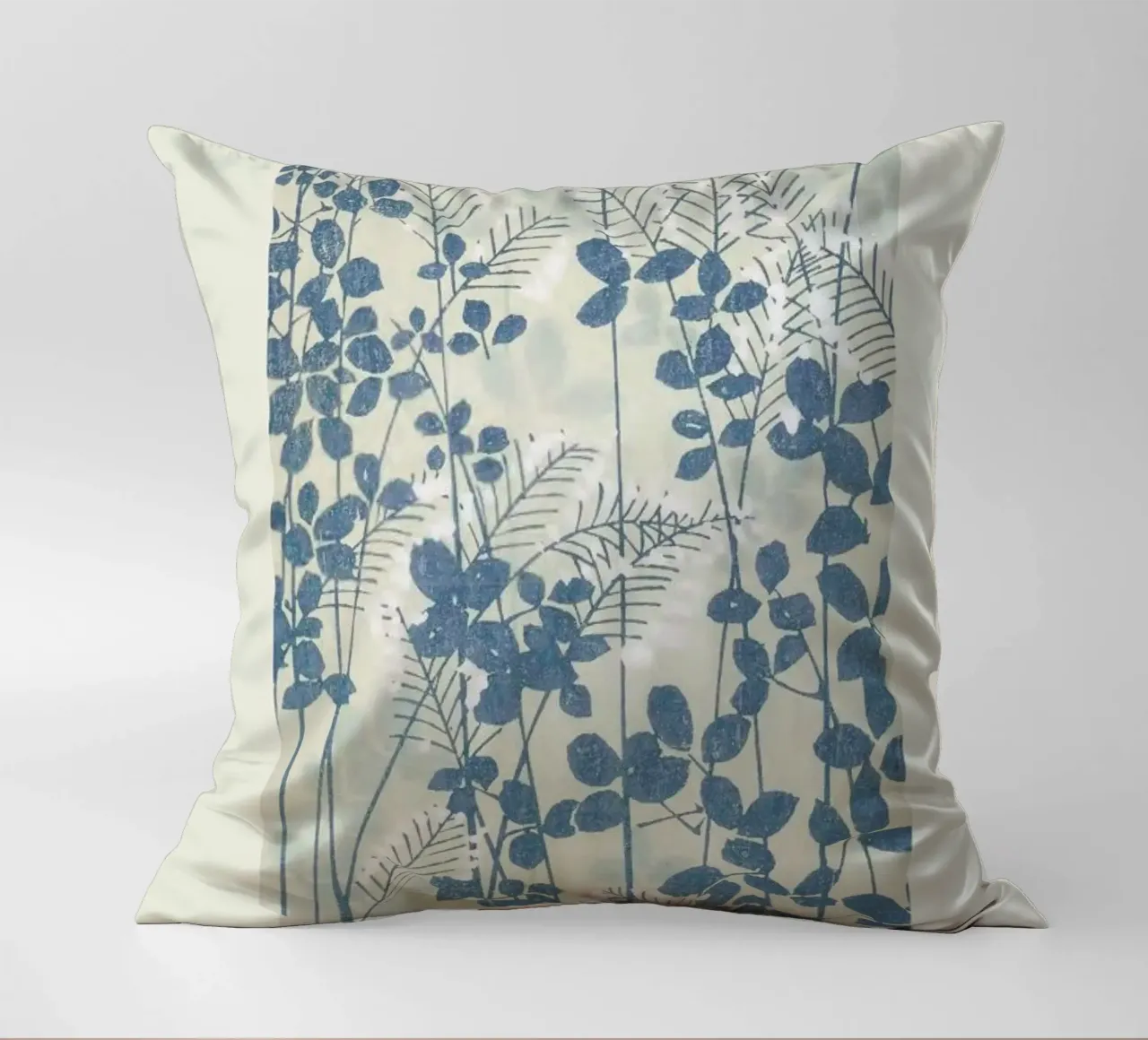 Shin-Bijutsukai - Leaves And Ferns cuscino da Vintage by JUNIQE