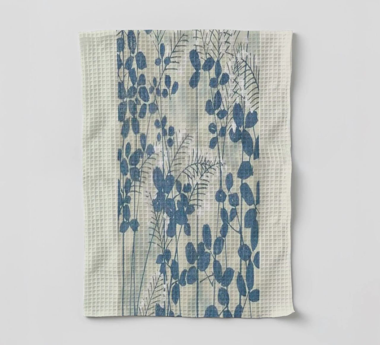 Shin-Bijutsukai - Leaves And Ferns Geschirrtuch von Vintage by JUNIQE