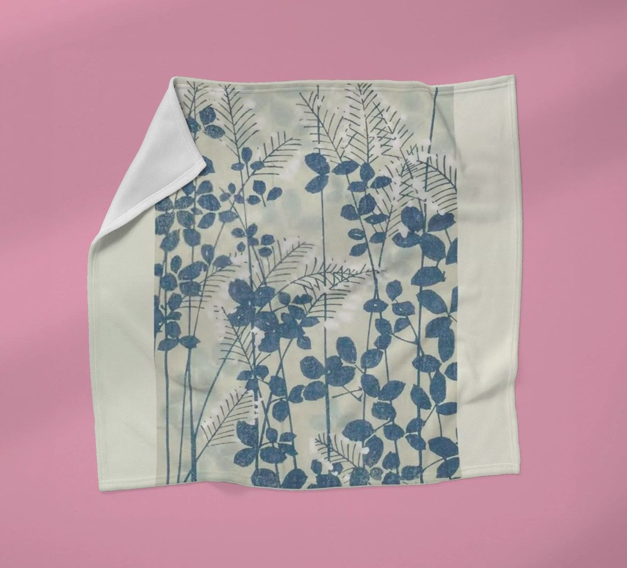 Shin-Bijutsukai - Leaves And Ferns Fleecedecke von Vintage by JUNIQE