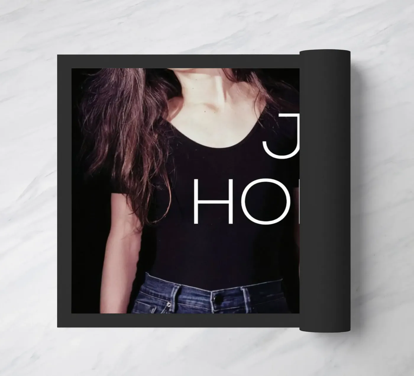 Julia Holter deurmat van hite Shop