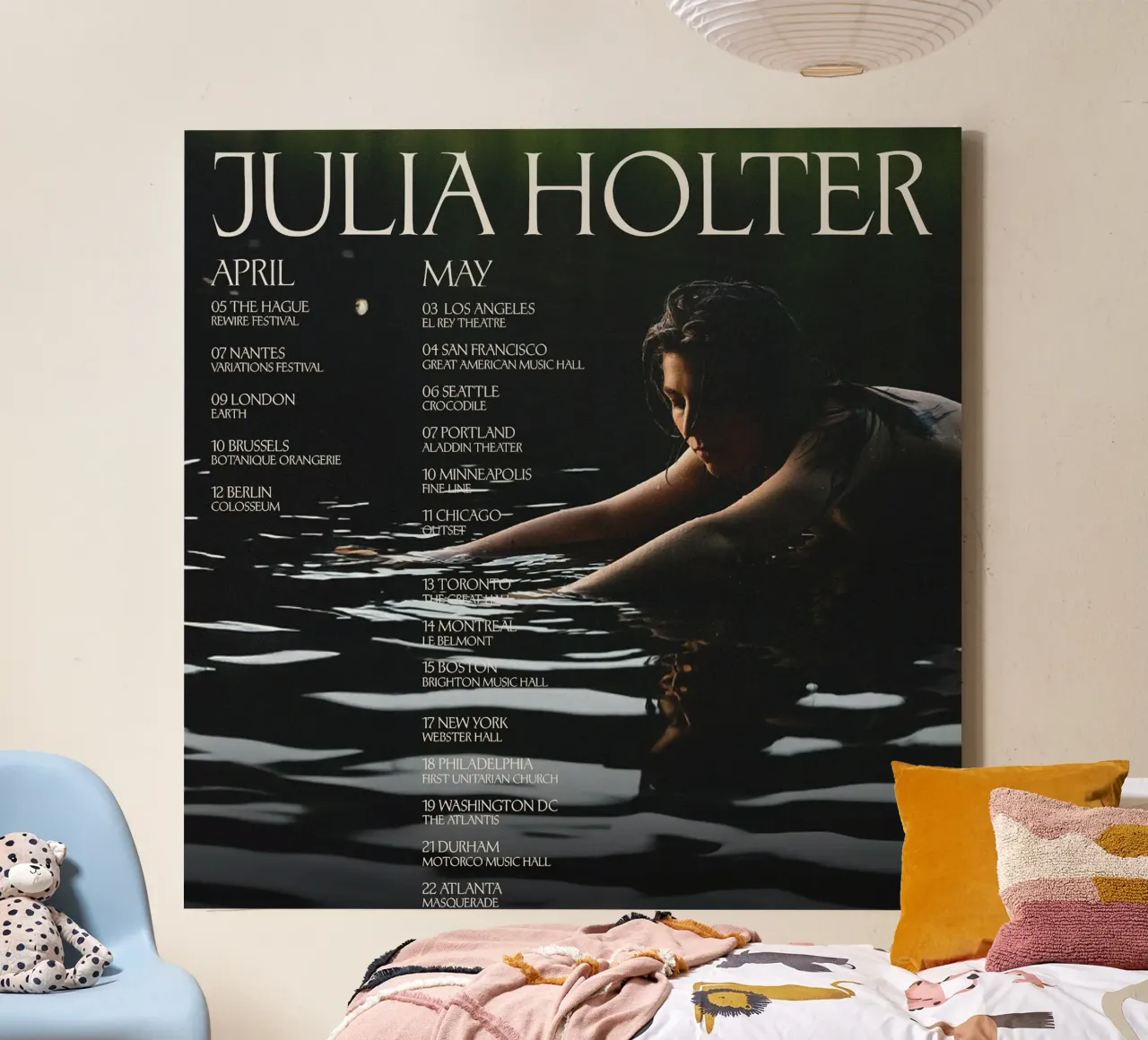 Tour di Julia Holter tela con Cornice a cassetta da hite Shop