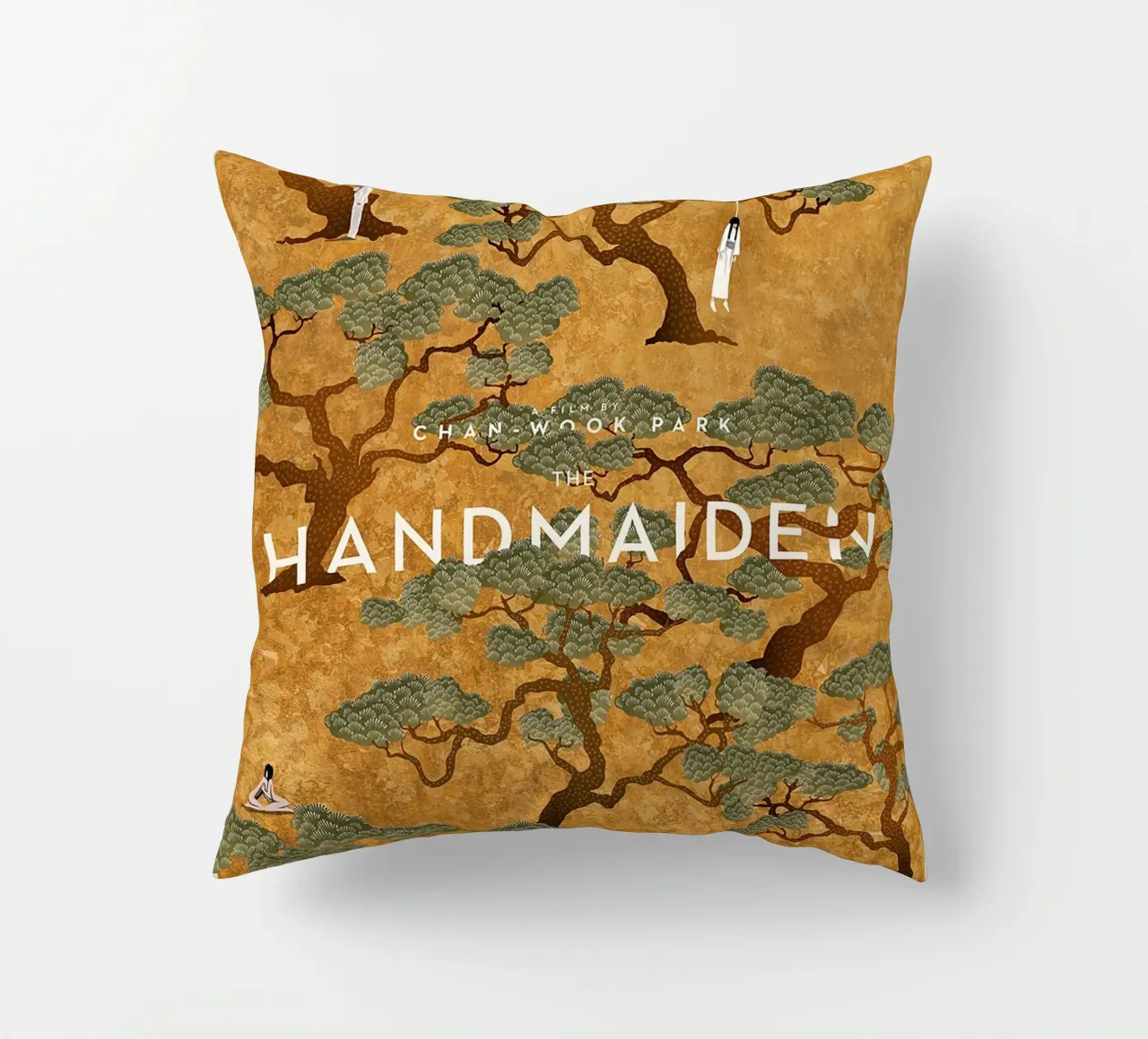 The Handmaiden cuscino da Attaboy Dsgn