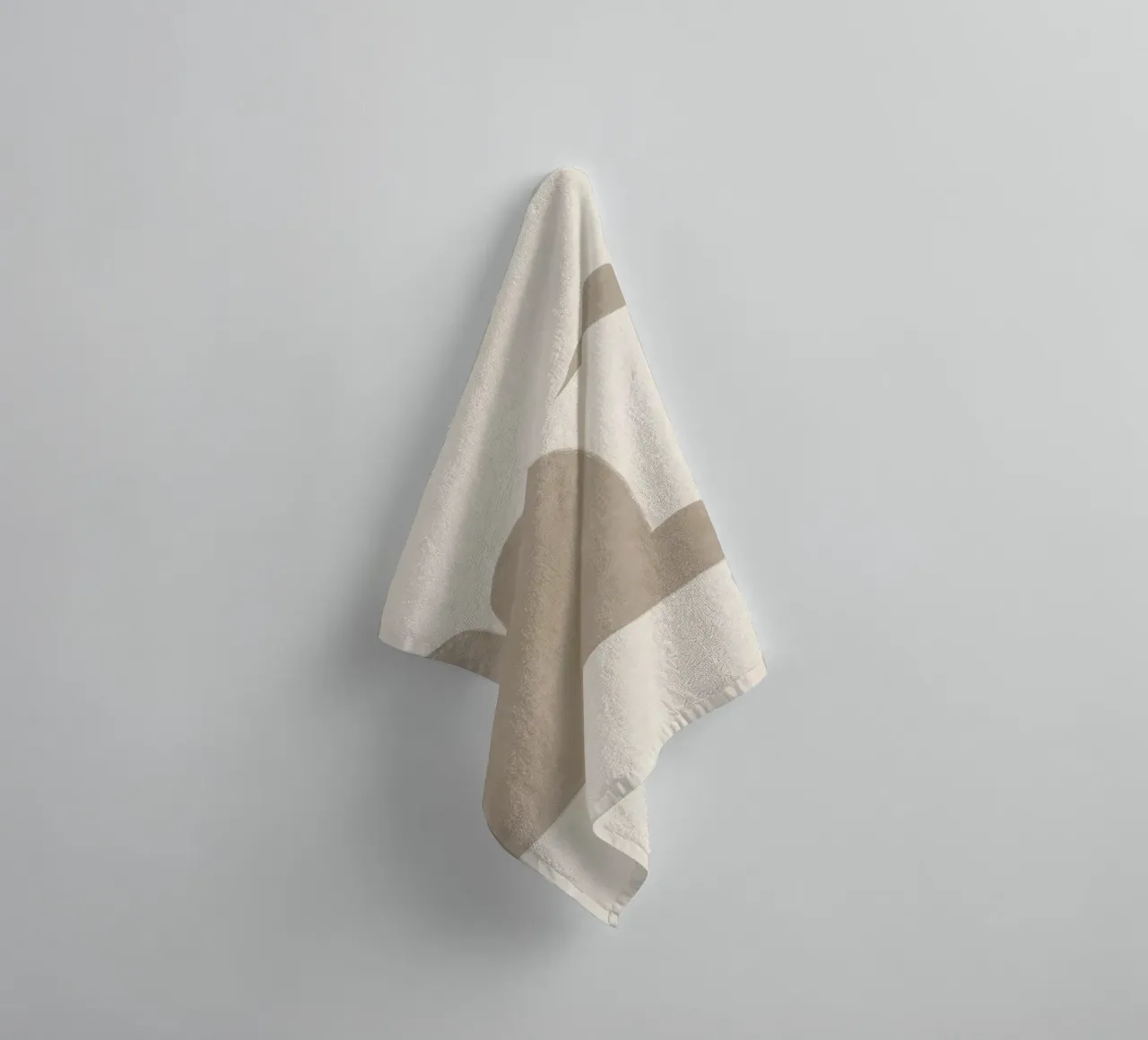 Minimal Matter No 09 asciugamano da bagno da treechild