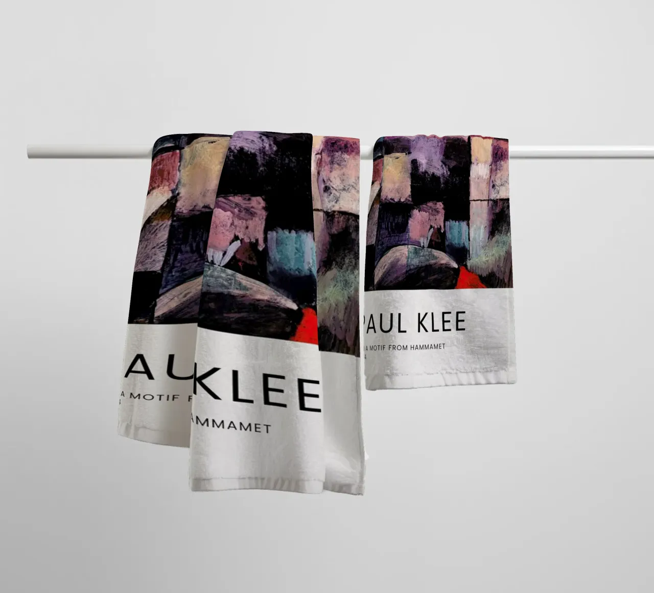 Klee - On a Motif from Hammamet asciugamano da bagno da Vintage by JUNIQE