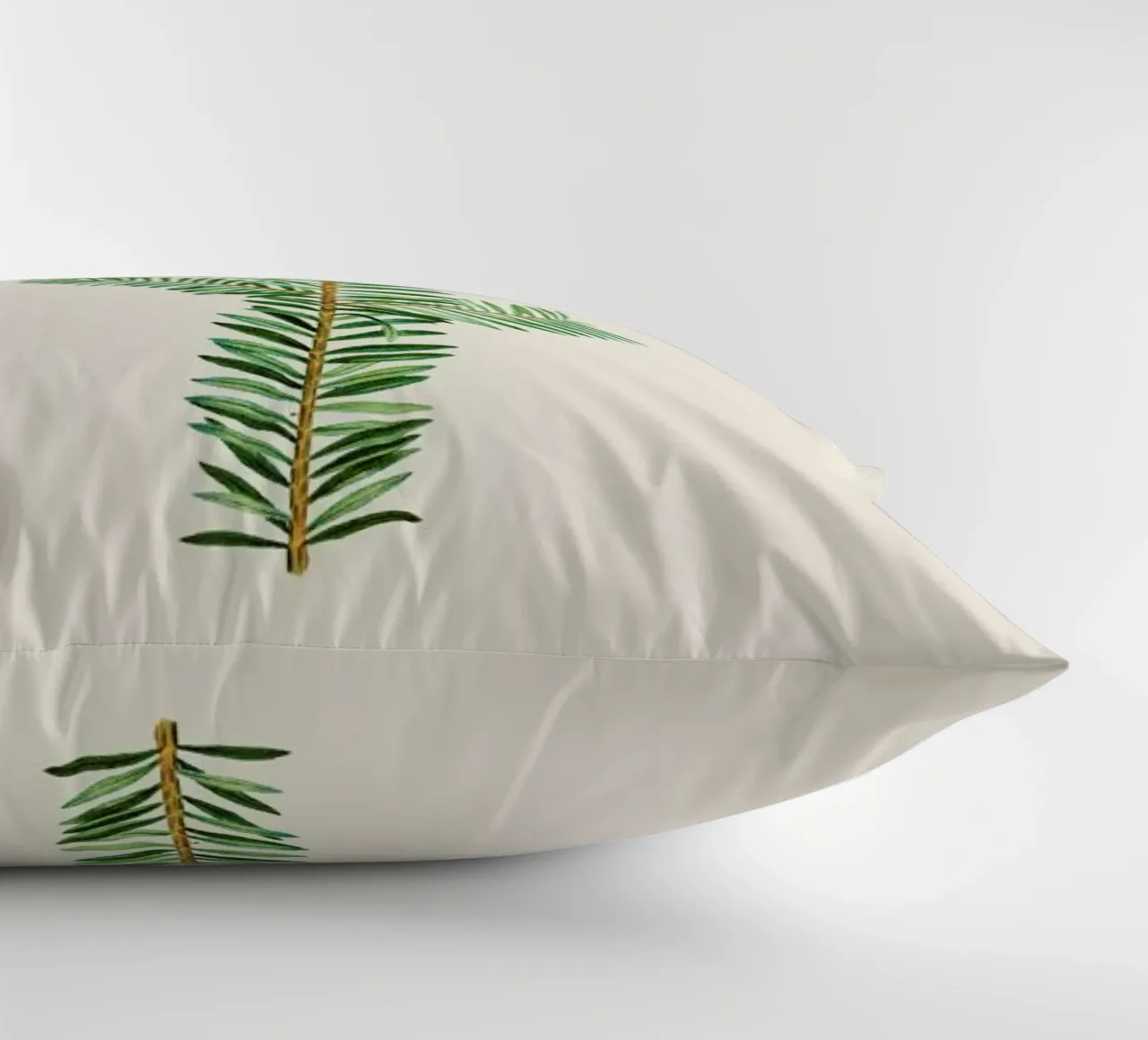 Pierre-Joseph Redouté - English Yew cuscino da Vintage by JUNIQE