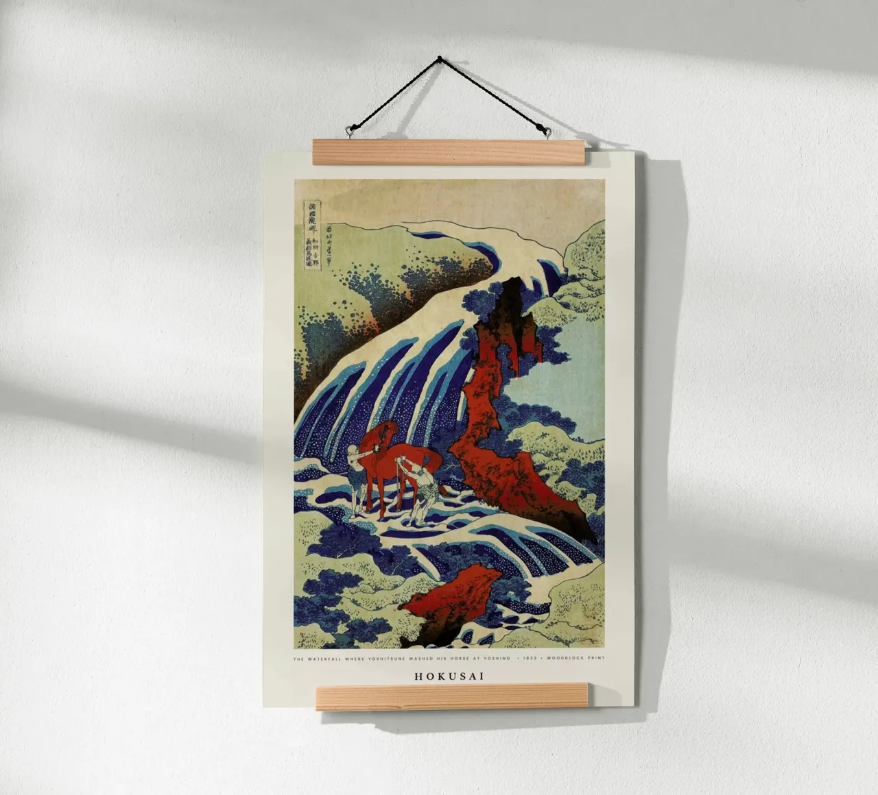 Hokusai - The Waterfall Where Yoshitsune Washed His Horse at Yoshino poster con telaio in plastica da Vintage by JUNIQE