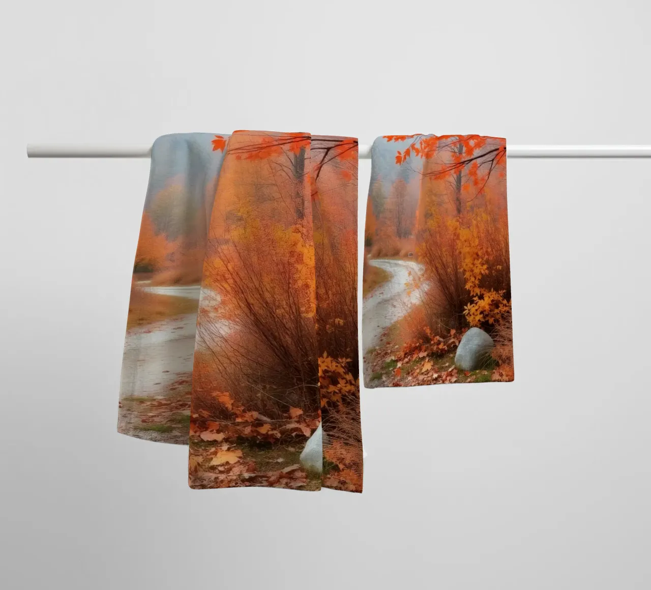 Paesaggio autunnale con foglie arancioni asciugamano da bagno da DesignDoodle