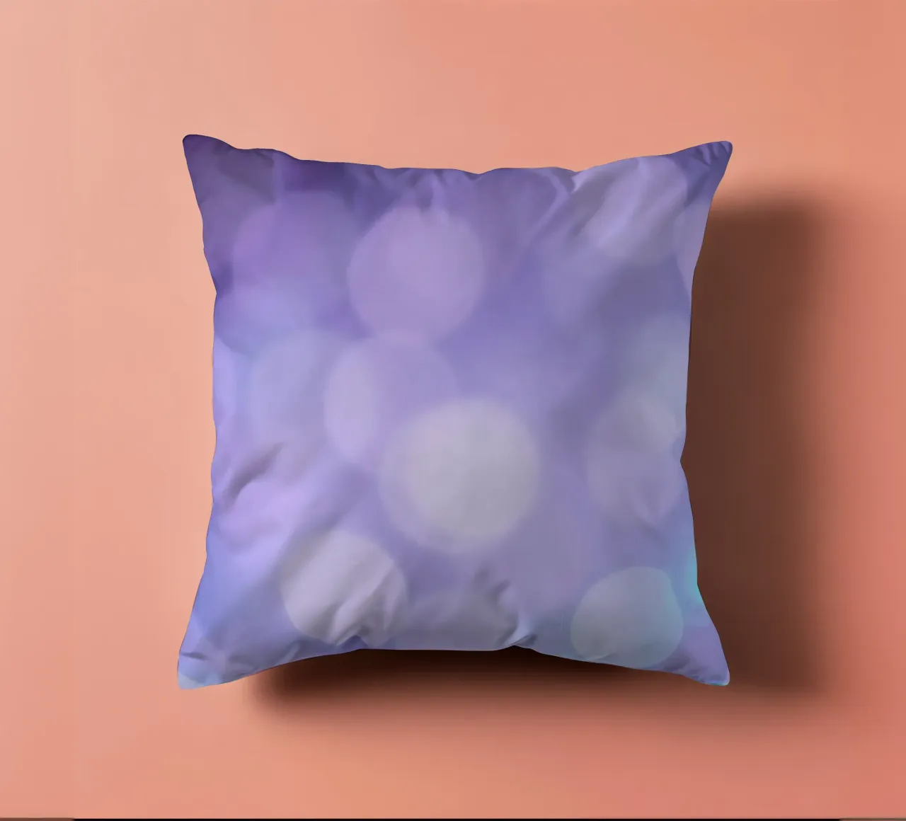 Sfondo bokeh con luci soffuse viola e blu cuscino da DesignDoodle