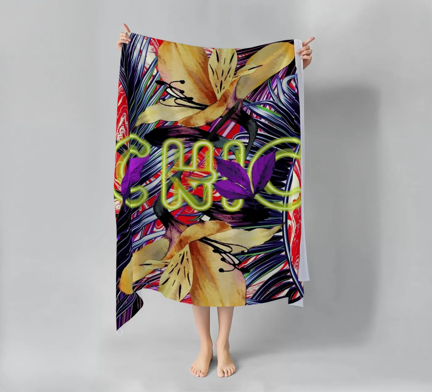 Chic beach towel by Mayka ienova