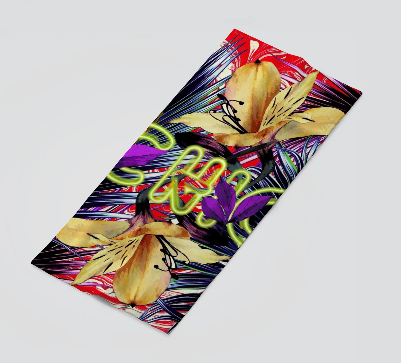 Chic beach towel by Mayka ienova