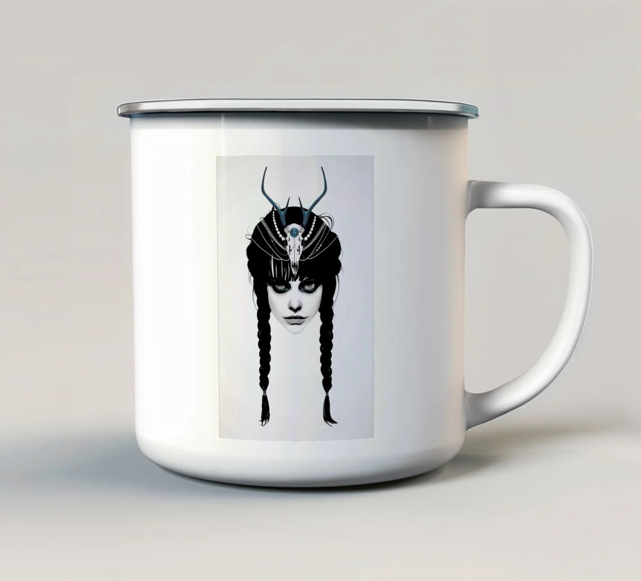 Wakeful Warrior tazza in smalto da Ruben Ireland