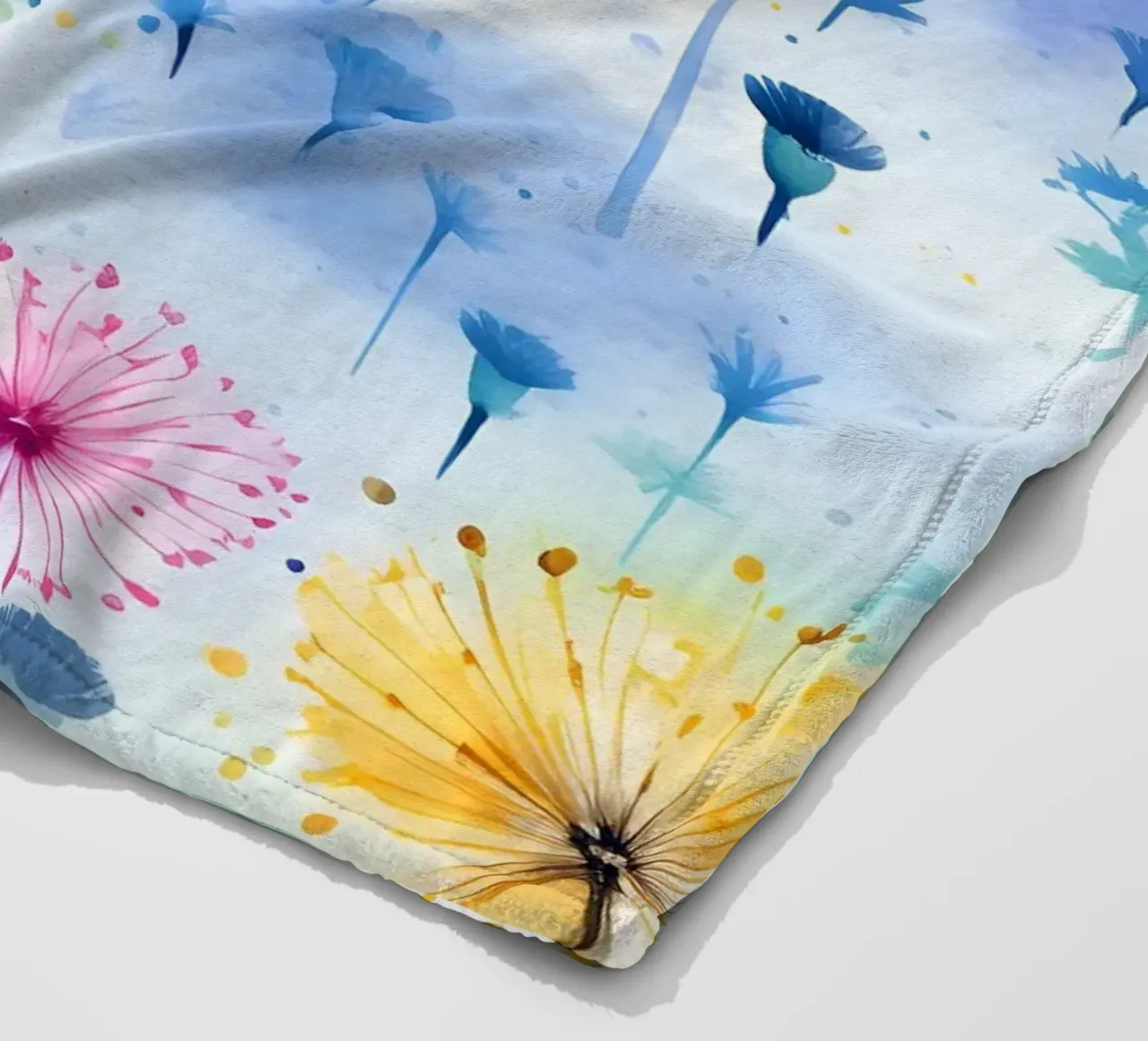Denti di leone arcobaleno coperta in pile da Botanical Pattern House