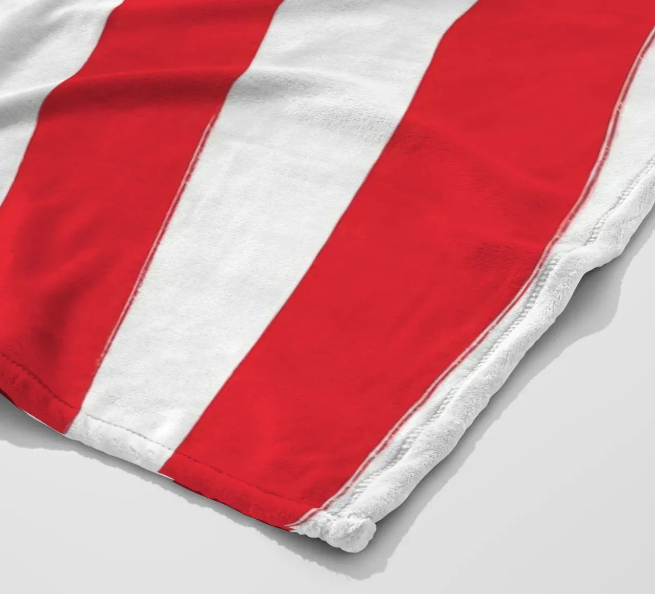 Amore Striped coperta in pile da Poster Print Studio