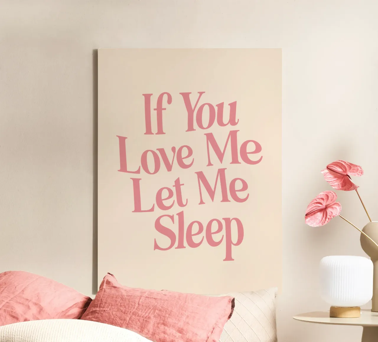Wenn du mich liebst, lass mich schlafen Schlafzimmer Wand Typografie drucken Leinwand mit Schattenfugenrahmen von THE MOTIVATED TYPE