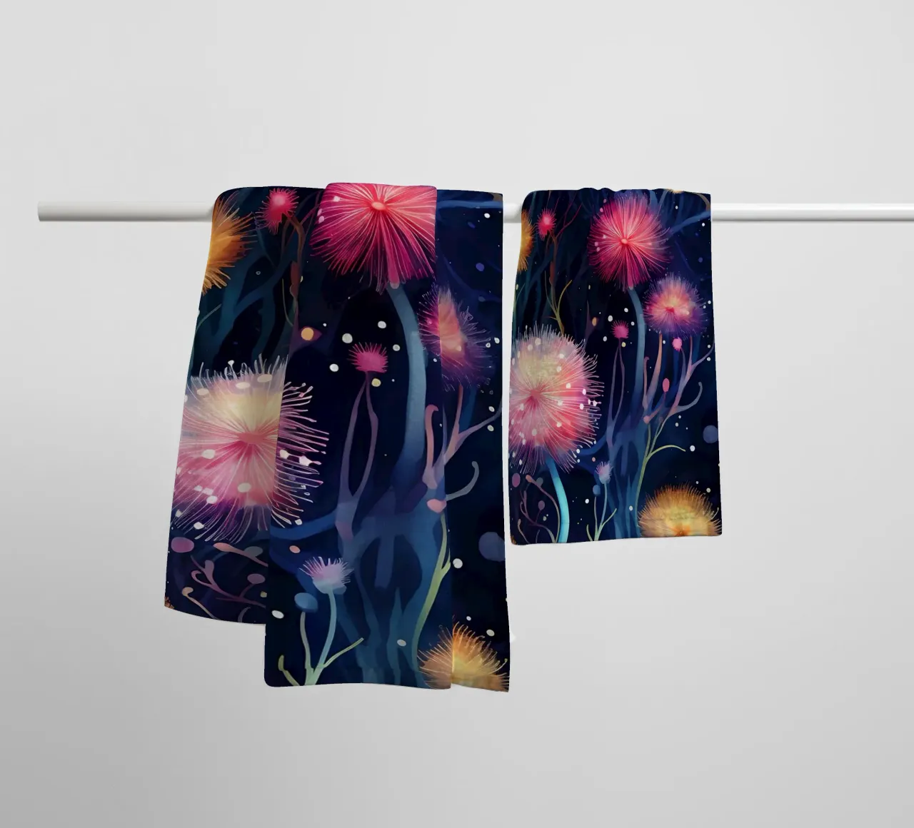 Denti di leone cosmici asciugamano da bagno da Botanical Pattern House