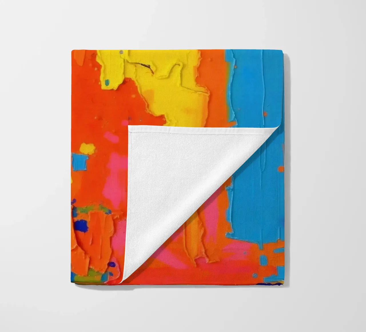 pittura astratta con colori vivaci e texture a macchia d'olio telo mare da DesignDoodle