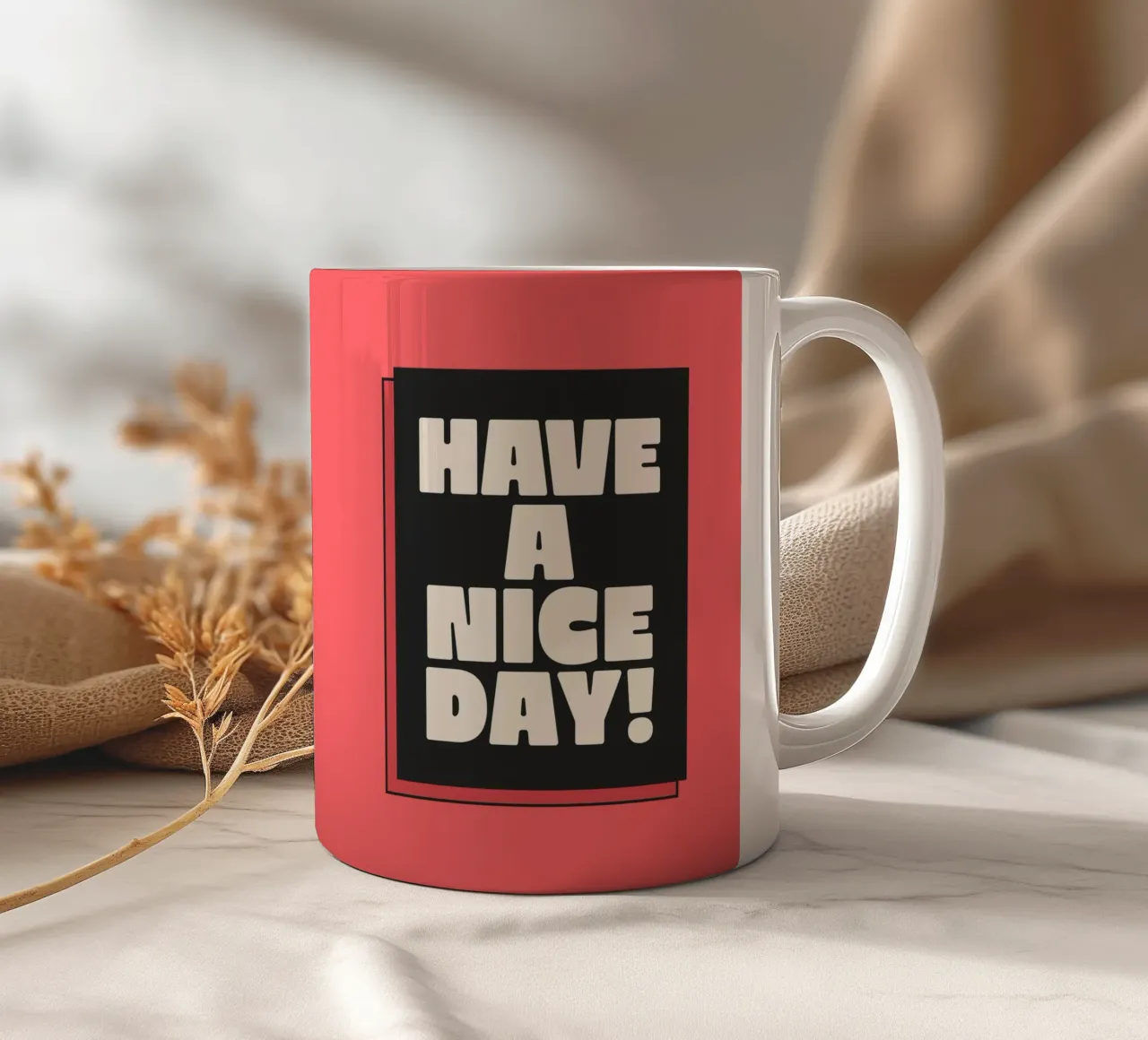 Have a Nice Day Retro Typography Print Rojo Rosa Negro taza de cerámica de THE MOTIVATED TYPE