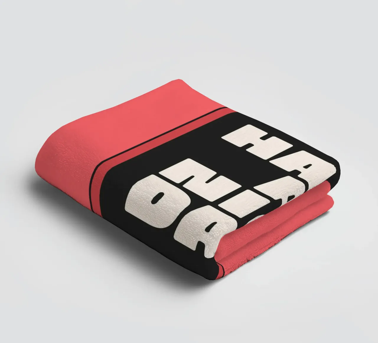 Have a Nice Day Retro Typography Print Rojo Rosa Negro toalla de baño de THE MOTIVATED TYPE