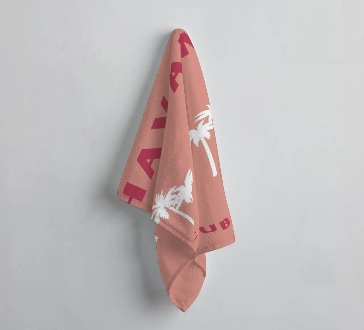 Rosa Palme Retro Tropical Beach Pop Art Druck Handtuch von NorwesClub