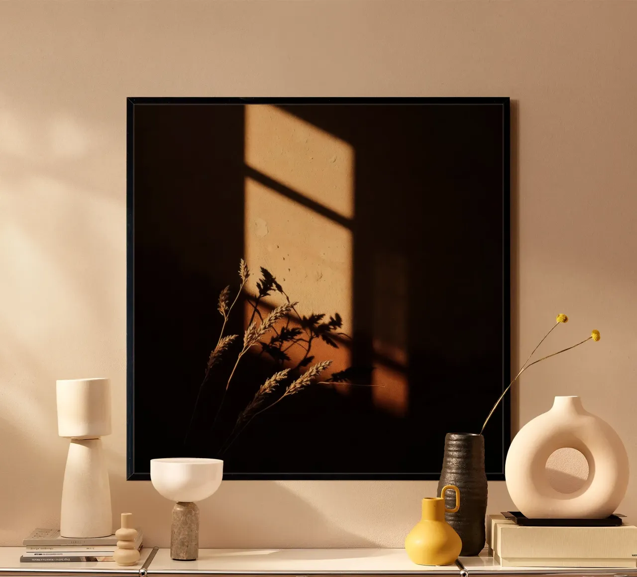 Warm zonlicht werpt schaduwen van gedroogde planten hahnemühle van DesignDoodle