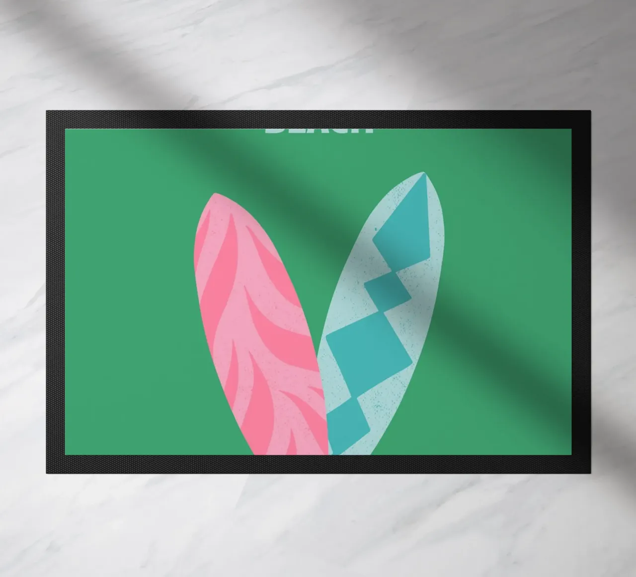 Retro Tropical Surfboards Summer Pop Art Beach Print felpudo de NorwesClub