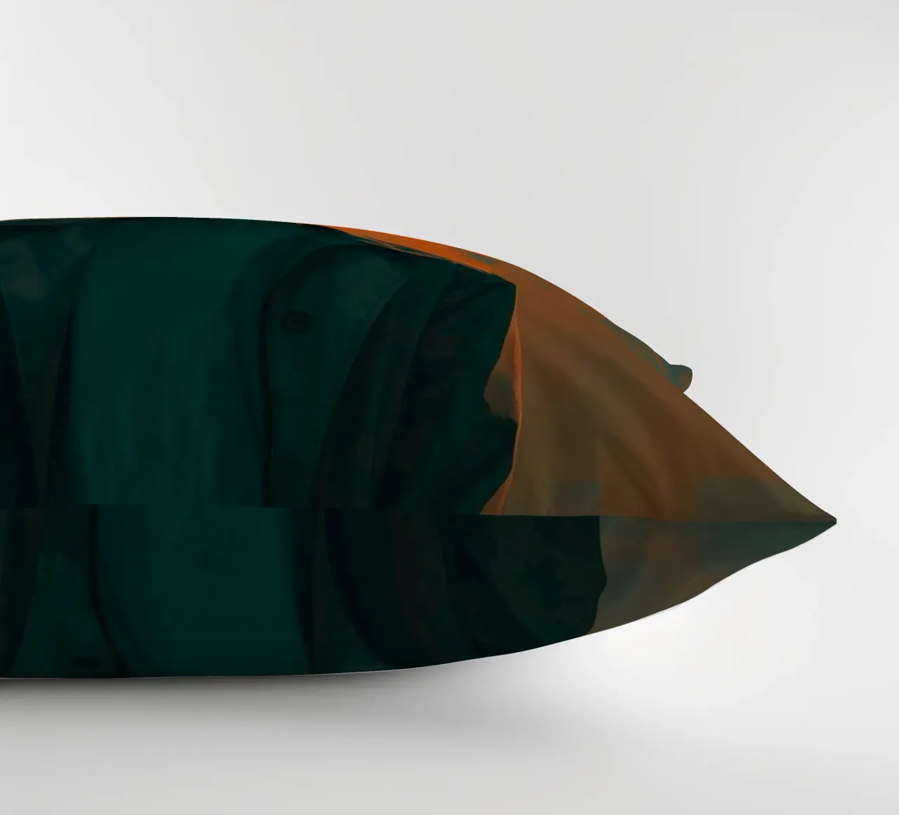 Giovane in posa drammatica con sfondo a tinte vivaci. cuscino da DesignDoodle
