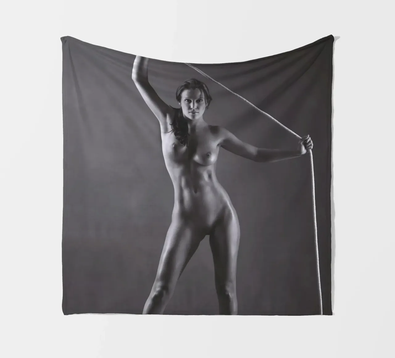 Laura with a rope coperta in pile da Dave Hare Photography