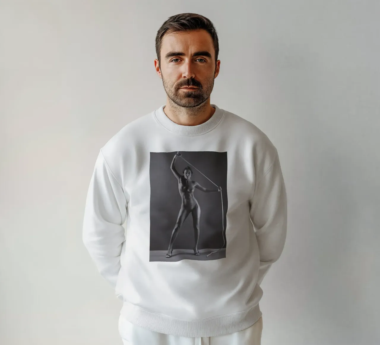 Laura with a rope felpa da Dave Hare Photography