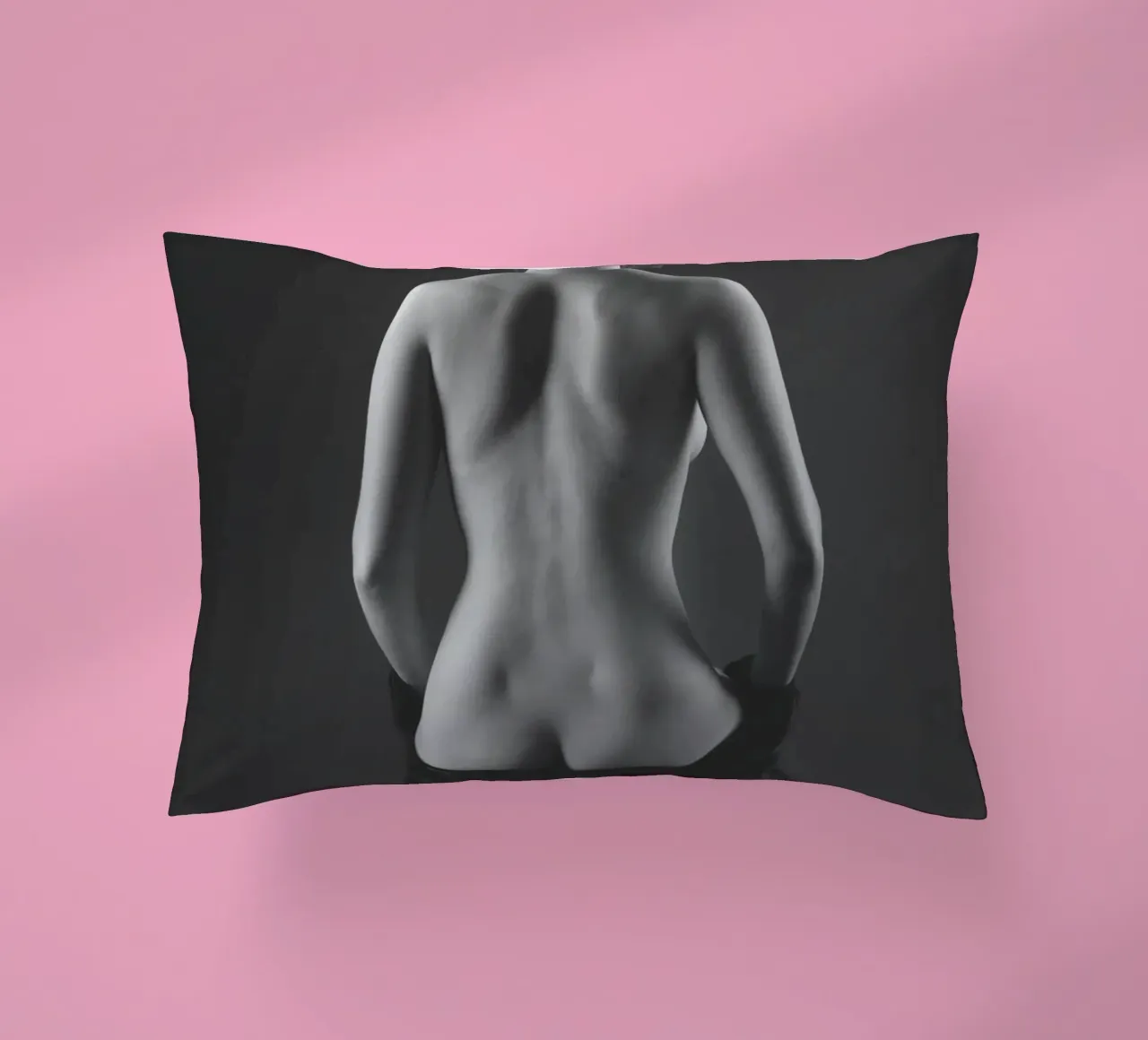 Mina seated cuscino da Dave Hare Photography