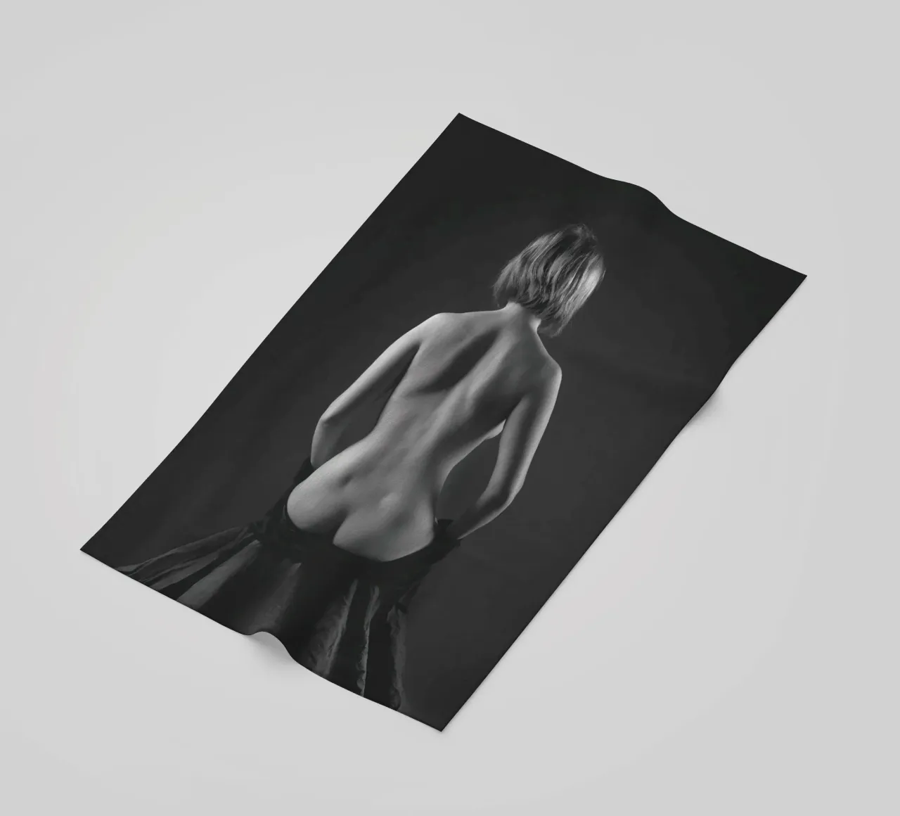 Mina seated telo mare da Dave Hare Photography