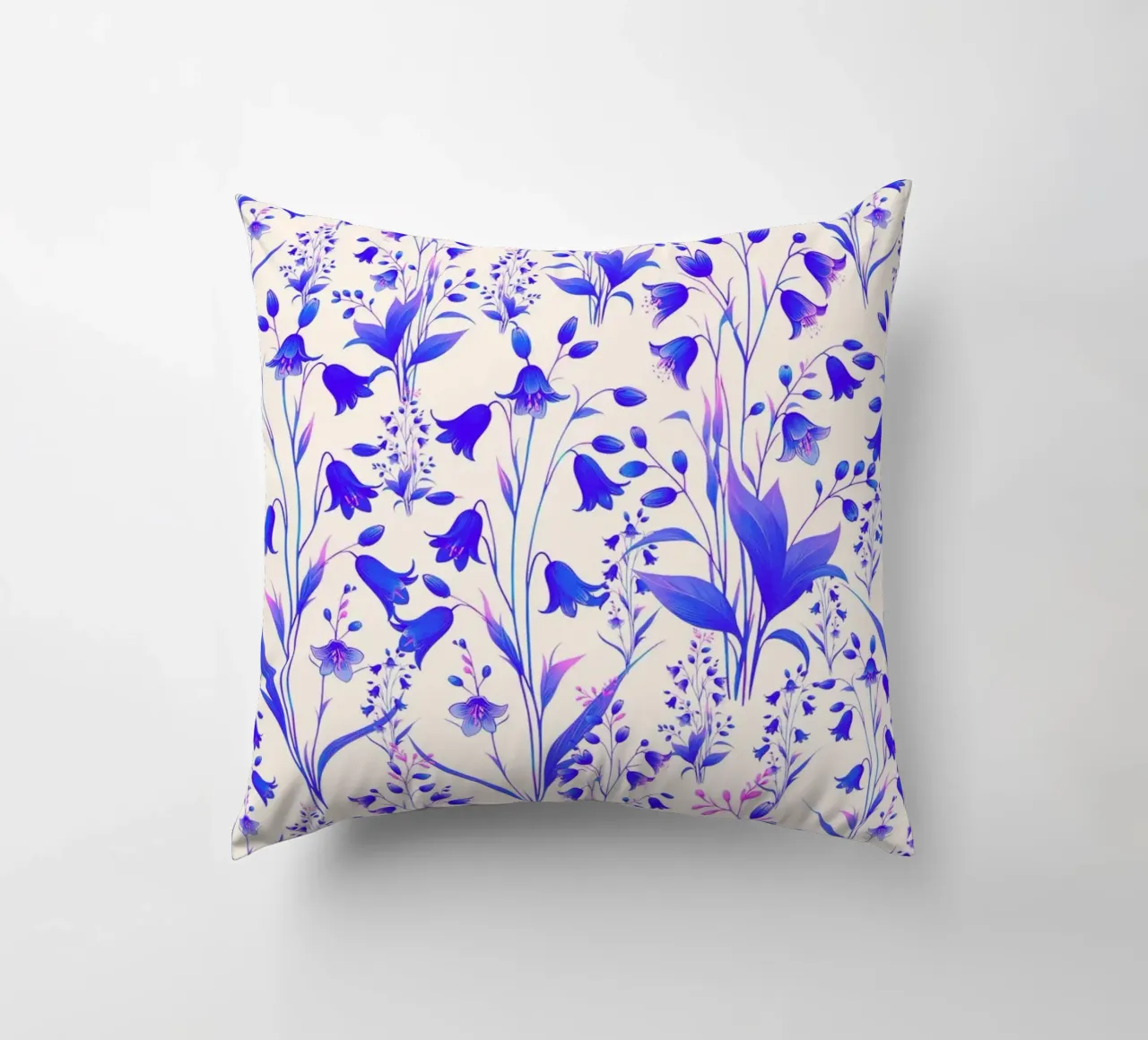 Campanule blu e rosa cuscino da SilverPegasus