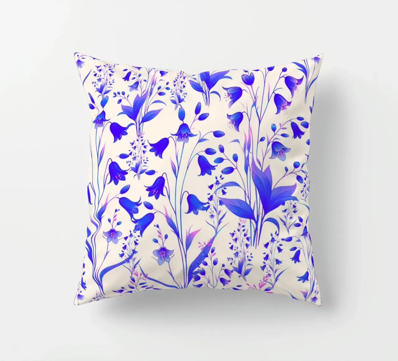 Campanule blu e rosa cuscino da SilverPegasus